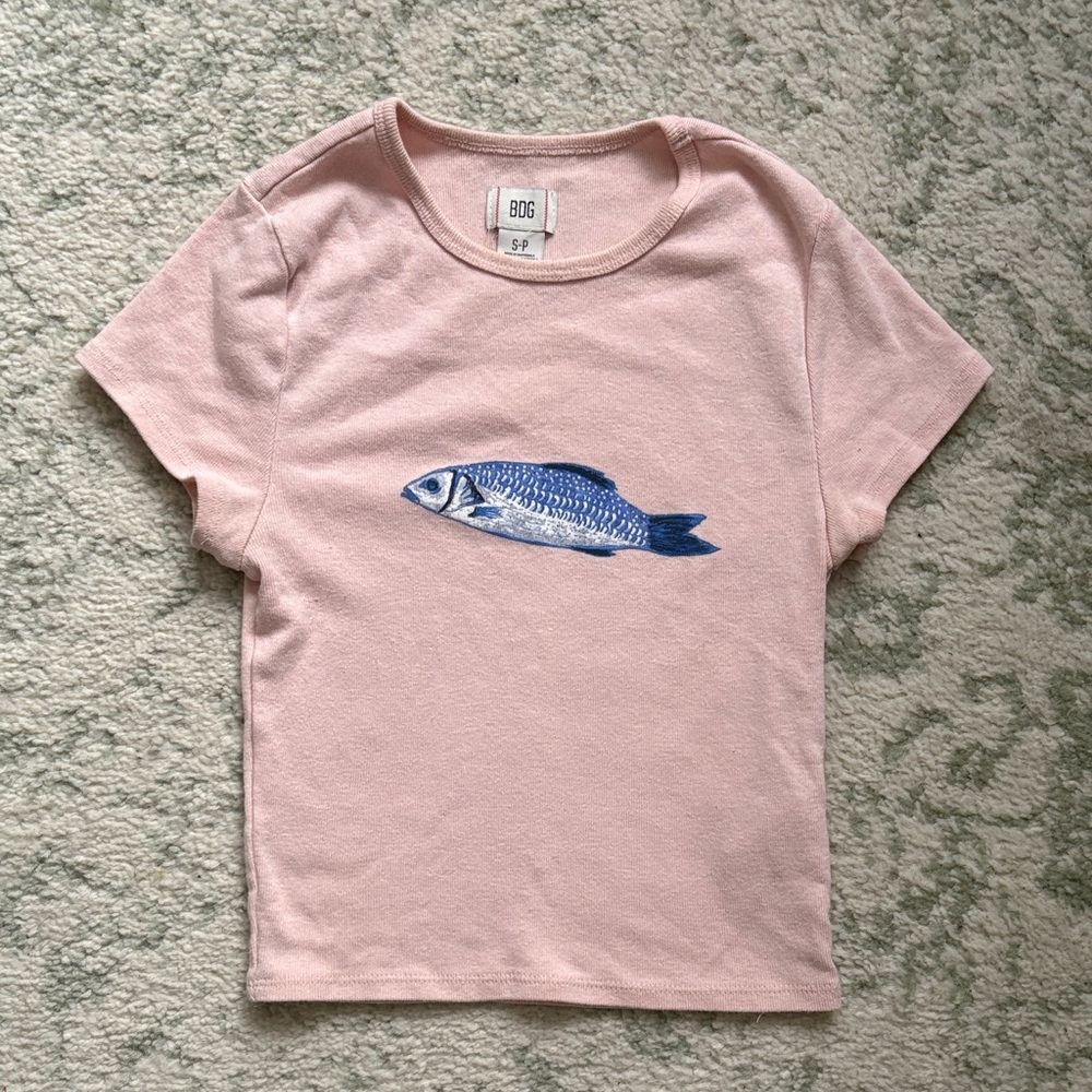 Pink Fish Graphic T-Shirt Crop Top